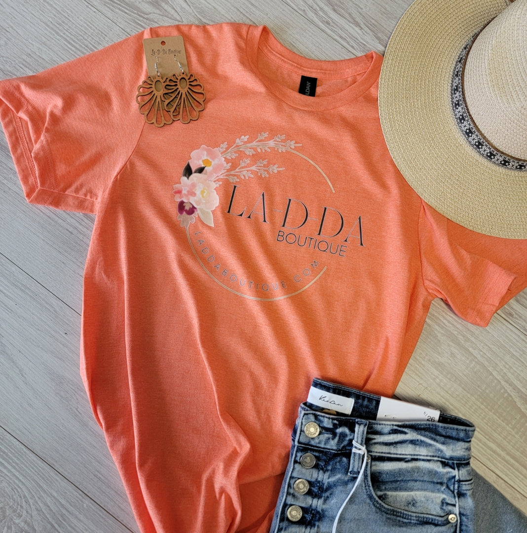 The La-D-Da Graphic Tee - Women's Collection - In Store & Online