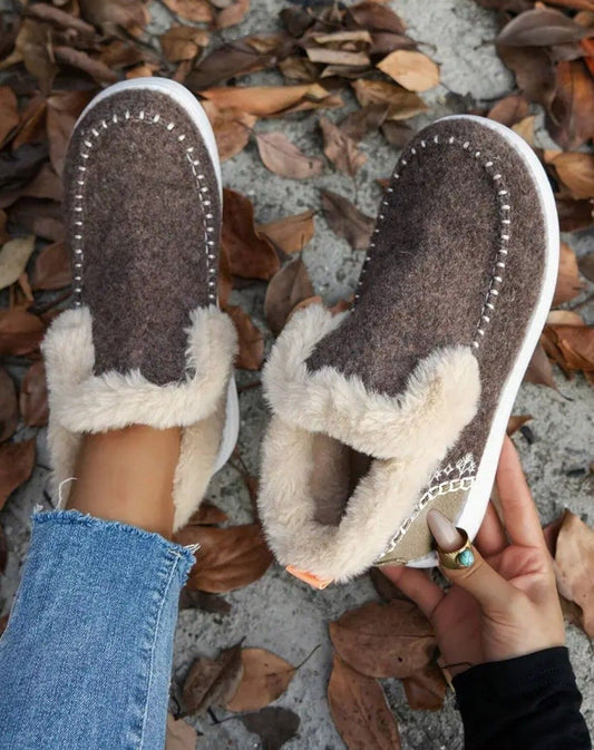 The Clea Shoe - Women's Accessories - In Store & Online