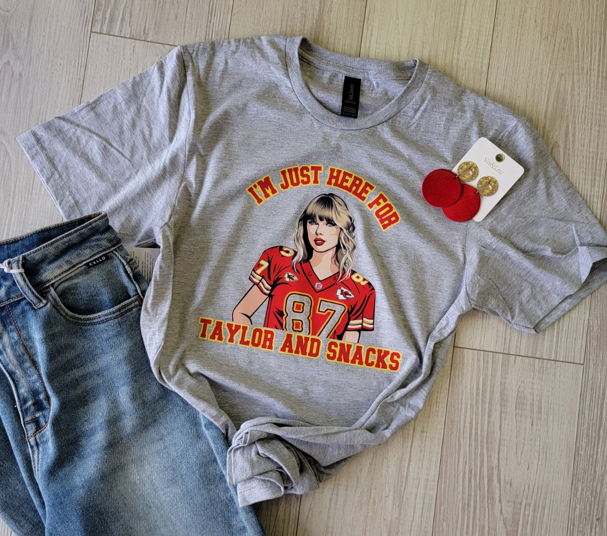 The Taylor & Snacks Graphic - Women's Collection - In Store & Online