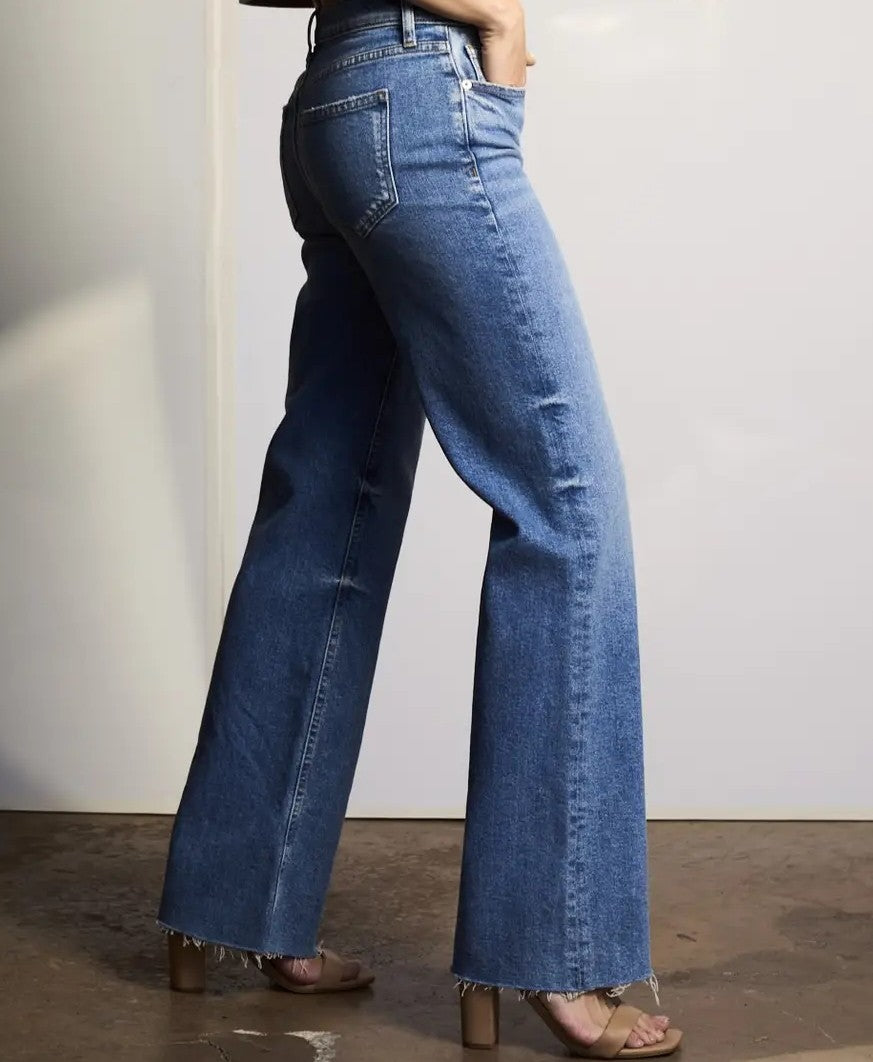 The Ida Sneak Peek Vintage Jeans - Women's Collection - In Store & Online