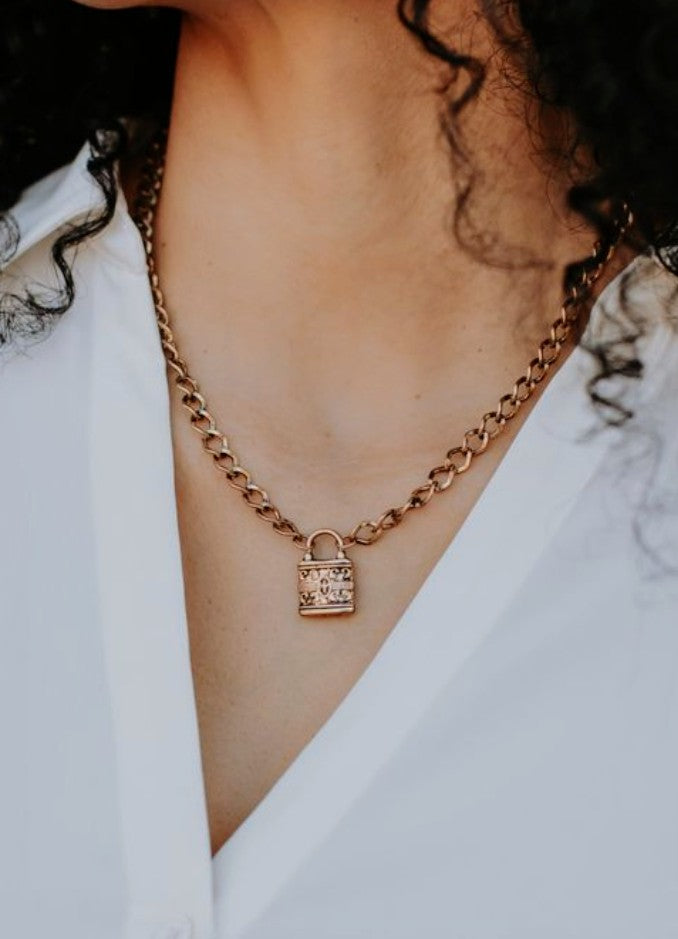 Women's Accessories - The Cobie Necklace